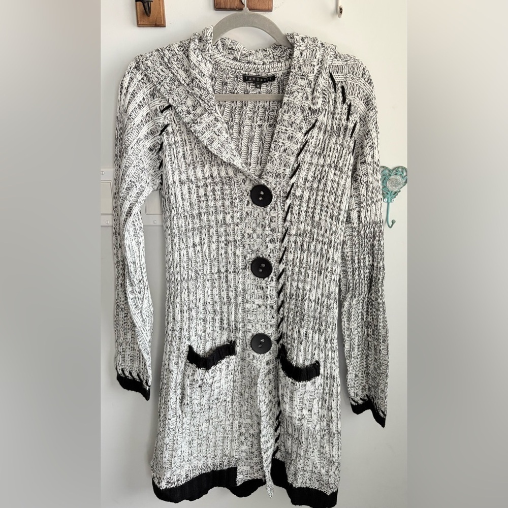 Cozy Black and White Knit Sweater with hood